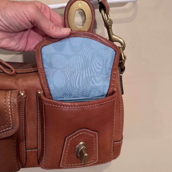 Vintage COACH LEGACY 65th Butterscotch Double turn lock - Picture 9 of 11